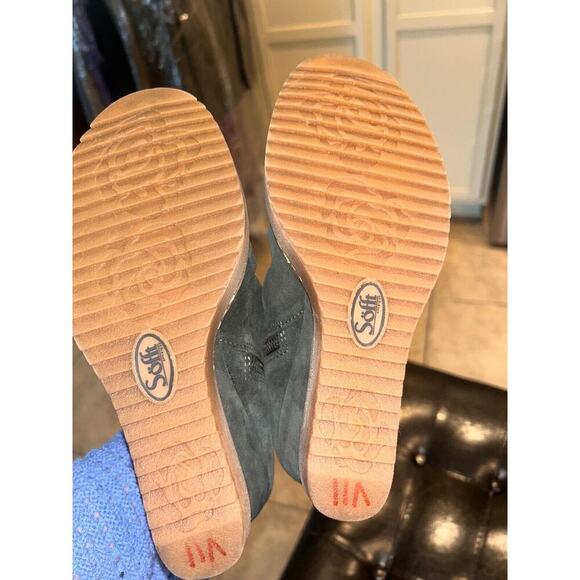 Sofft Siri Green Suede Waterproof Platform Booties Size 7 - Picture 8 of 8